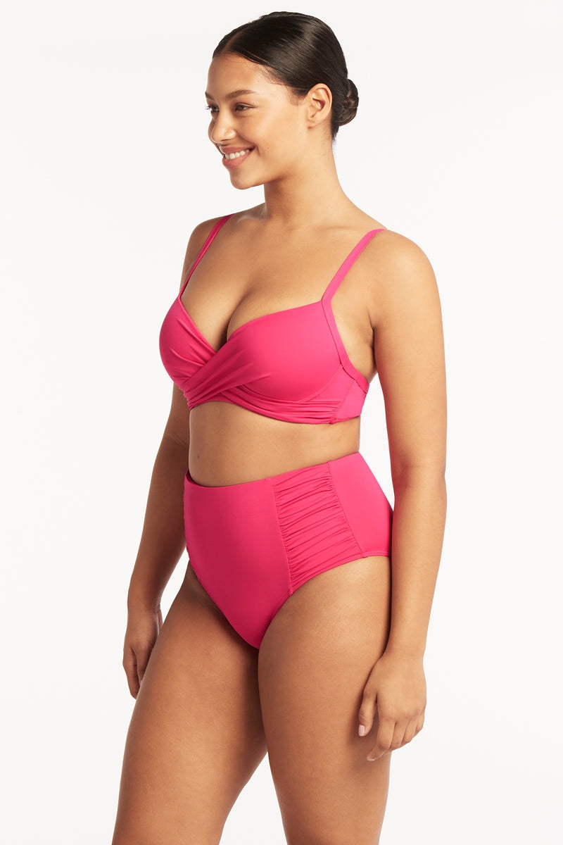 Pink Push Up Bikini Top Sustainable | Sea Level Australia Underwire Push Up Bikini Top removable padded pretty elegant sustainable eco friendly swim online canada usa bra fit bikini top good quality expensive supportive best vacation ladies swimwear bright pink vegas pool classy sophisticated lifted boobs good for sagging bust sexy chic bougie support cups mix match bikini tops buy ladies sleek celebrity stylish luxury bikini top rated best designer swimsuits online high end sale swimwear womens boutique XS